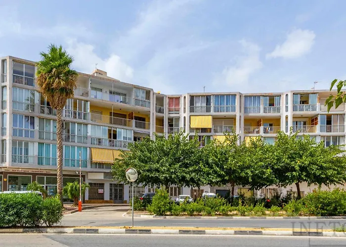 Inftour Geminis 3 Apartment